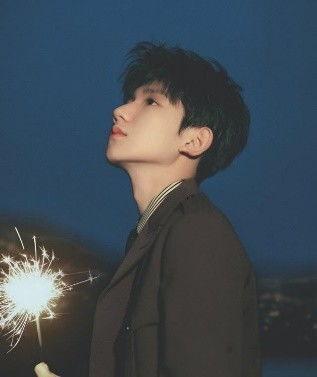 吃瓜爱上王源视频