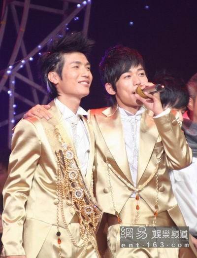 苏醒吃瓜陈楚生跳舞视频,精彩瞬间引网友热议