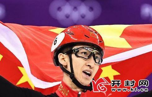 武大靖吃冰墙瓜视频,冰墙瓜视频引网友热议